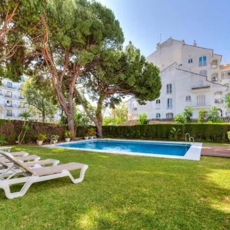 Apartment La Ruleta Marbella